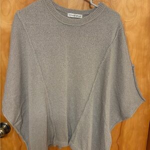 Zenana Outfitters/Three Bird Nest Women's Gray Magic Ahead Sweater